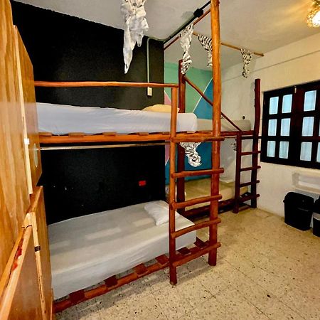 Straw Hat Hostel & Rooftop Bar Tulum Exterior foto